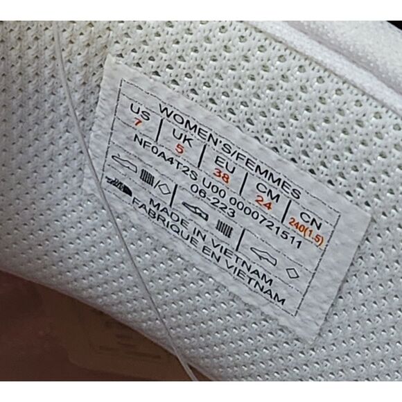 The North Face Base Camp Slide III – Women’s 7, Sandals, Unworn - Picture 3 of 5